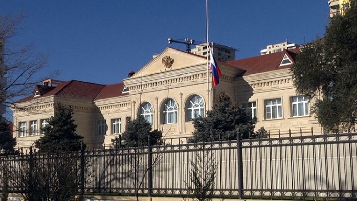 Russian embassy in Baku lowers national flag at half-mast 